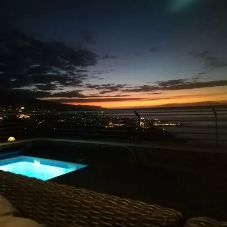 Вилла Mirador Corales Heated Pool Opcional